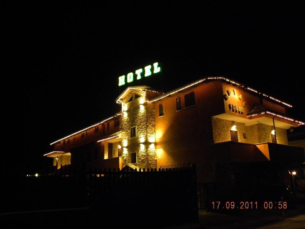 Hotel Vogue Licola Exterior foto